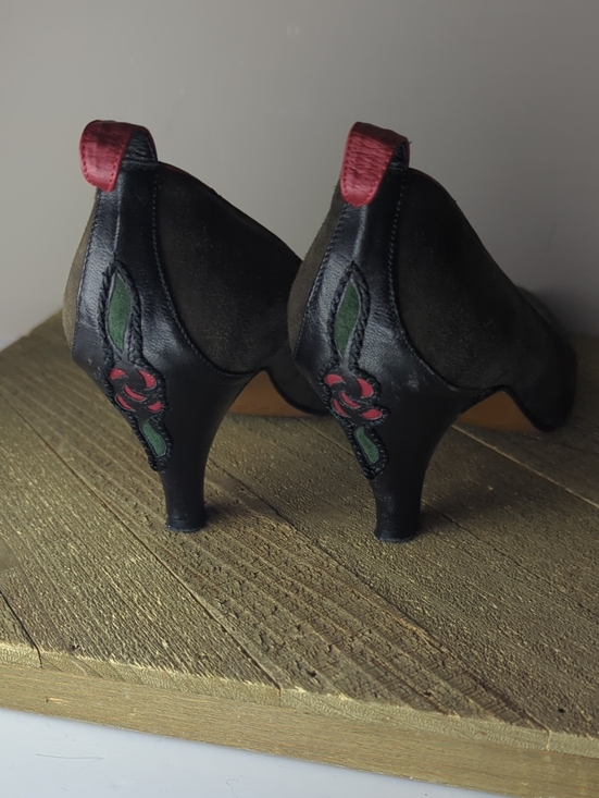 fx lasalle Shoes - Vintage Women’s Leather Suede Floral Accent Heels Roses Brown Green 38